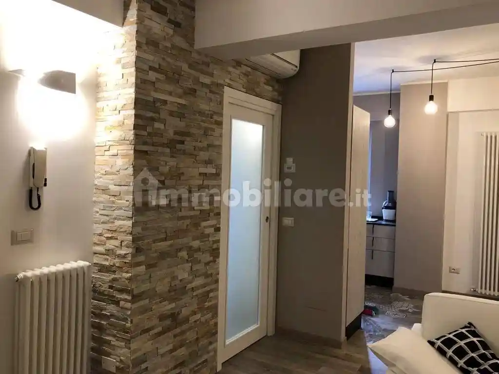 Appartamento in affitto a Falconara Marittima