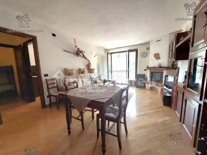 Appartamento in vendita a Fiumalbo