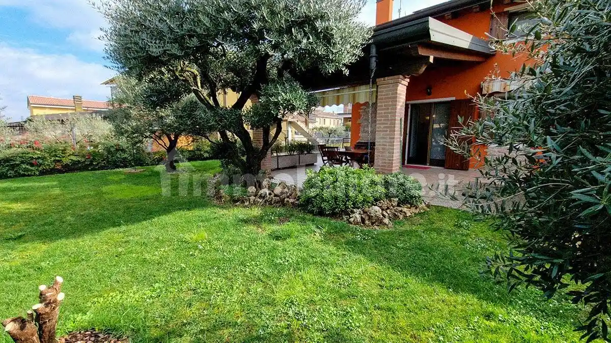 Villa in vendita a Verona