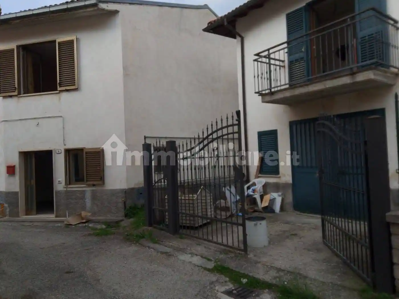 Villa in vendita a Montereale