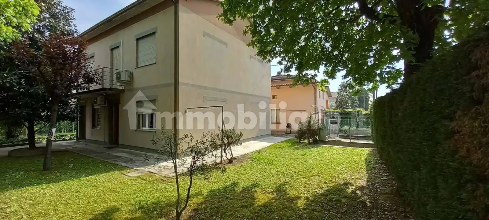 Casa indipendente in vendita a Novellara