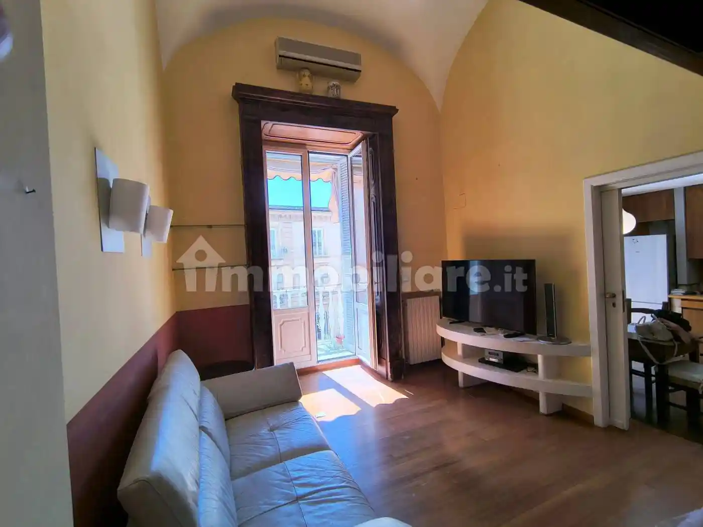 Appartamento in affitto a Napoli