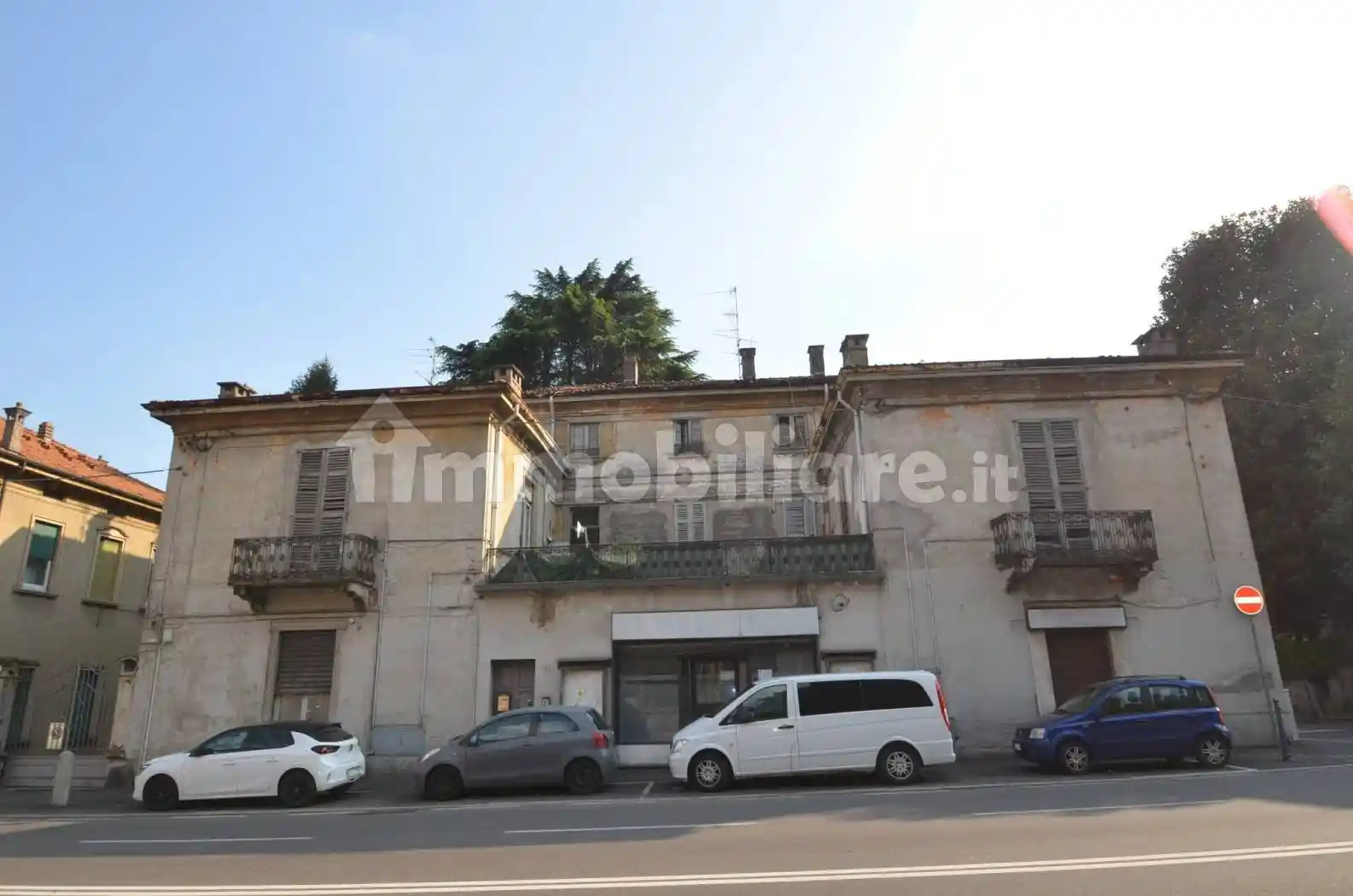 Palazzo - Edificio in vendita a Como