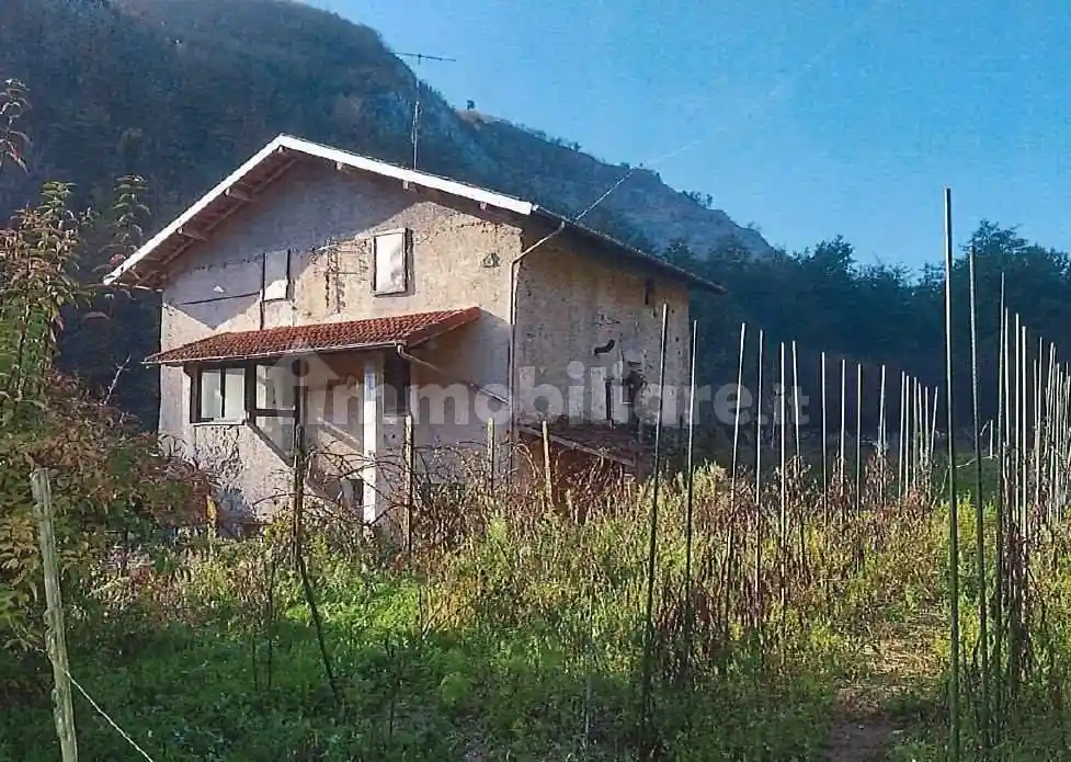 Appartamento in vendita a Pallare