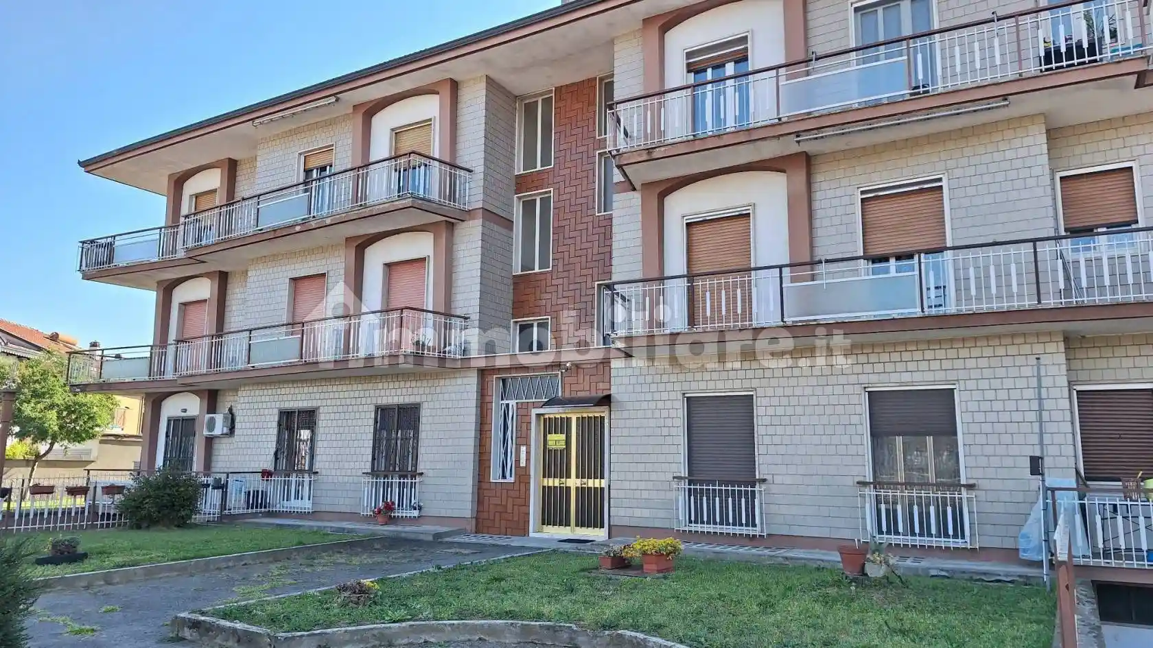 Appartamento in vendita a Tronzano Vercellese
