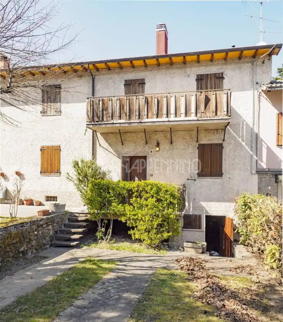 Appartamento in vendita a Frassinoro