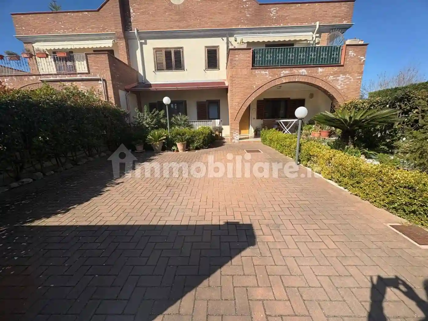 Villa - foto 2