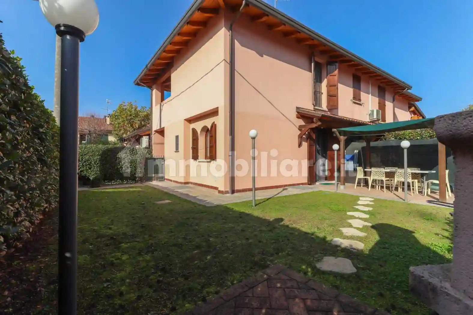 Villetta a schiera - foto 2