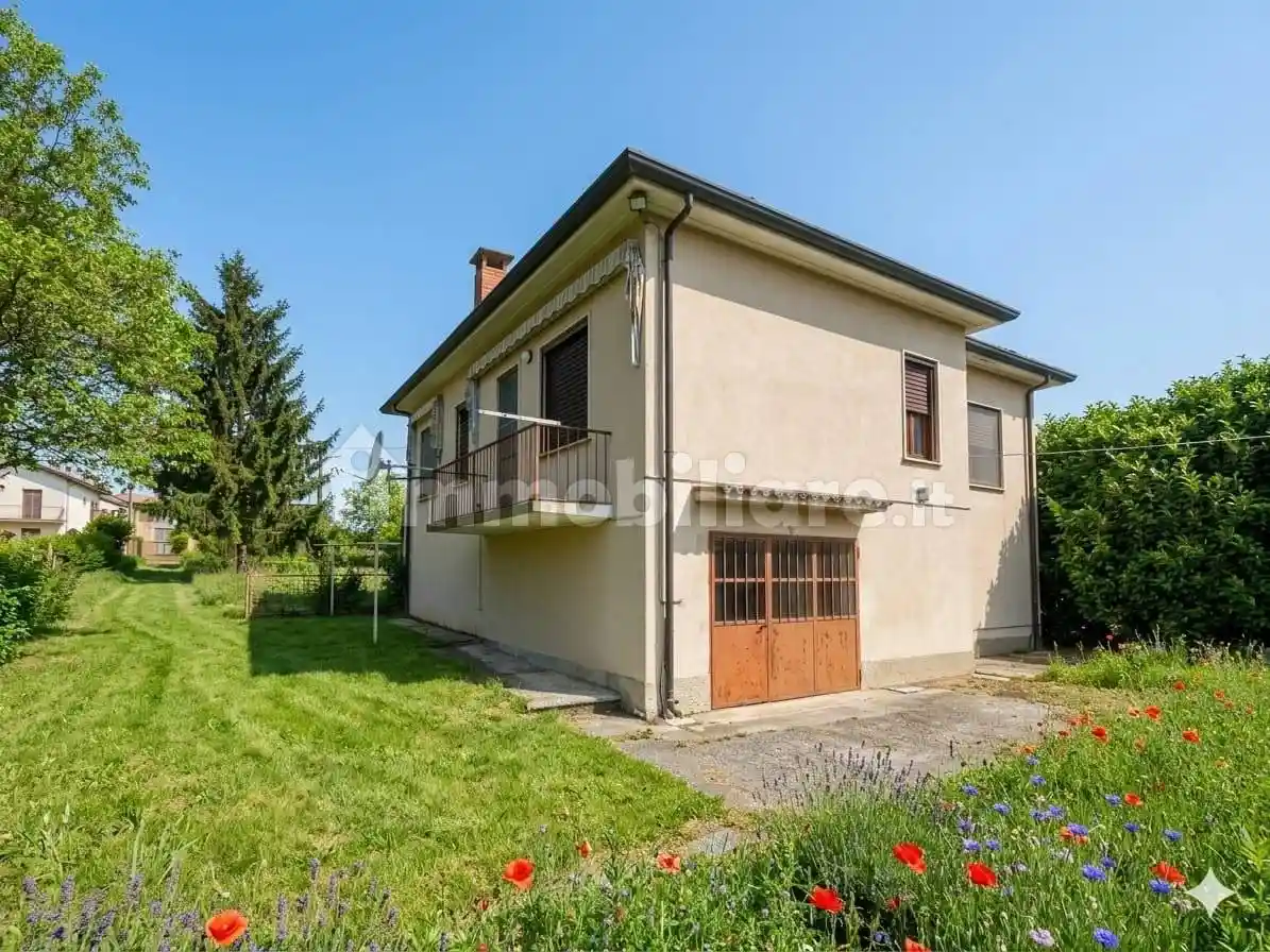 Villa in vendita a Brusasco