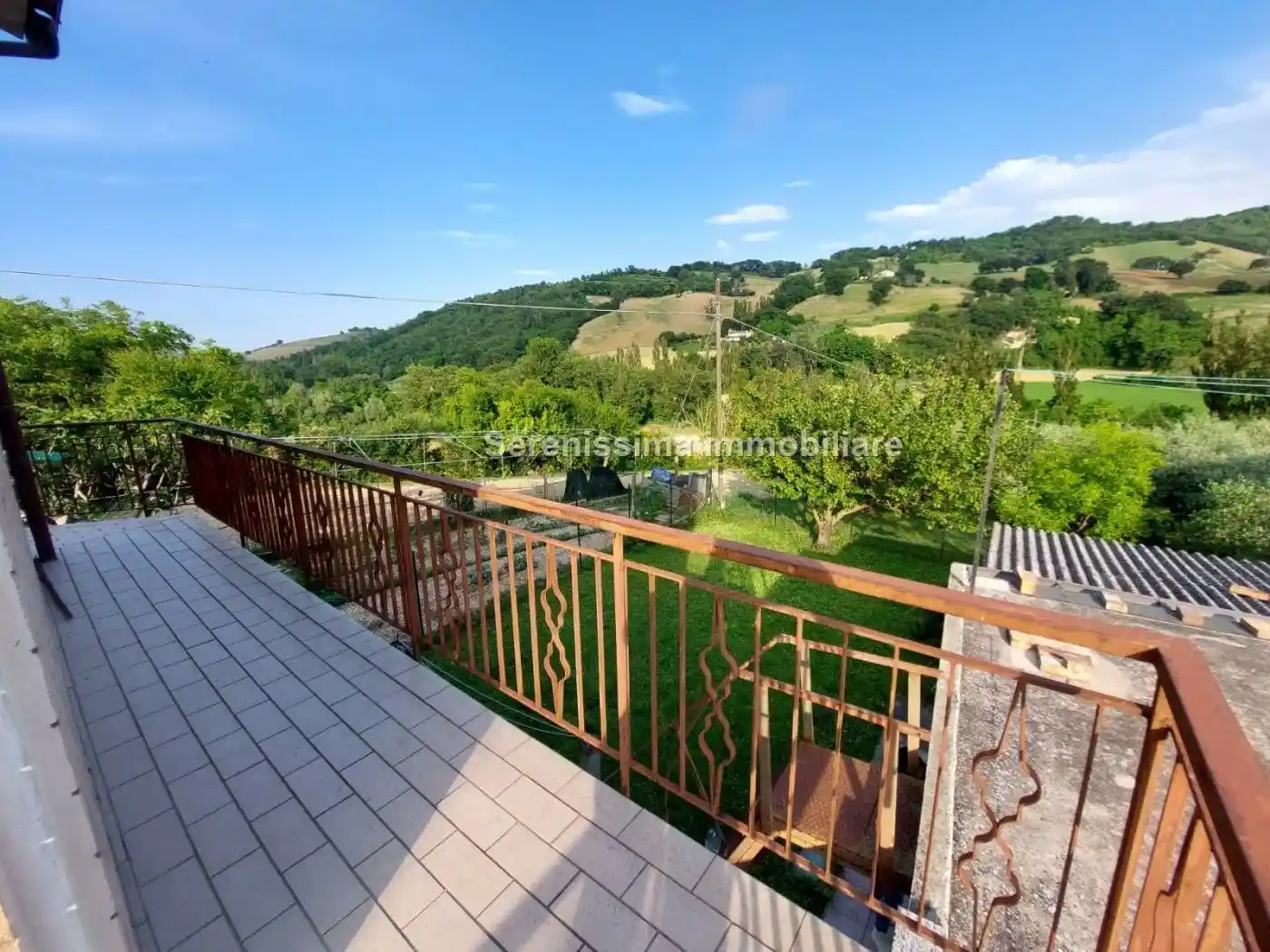 Casa indipendente in vendita a Vallefoglia