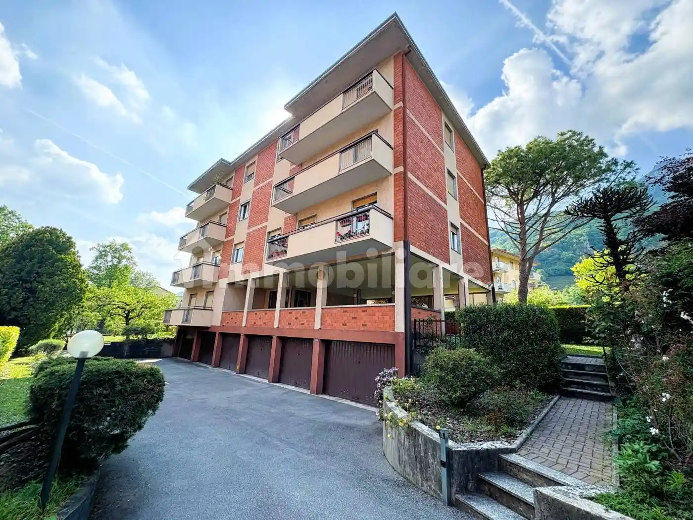 Appartamento in vendita a Valmadrera