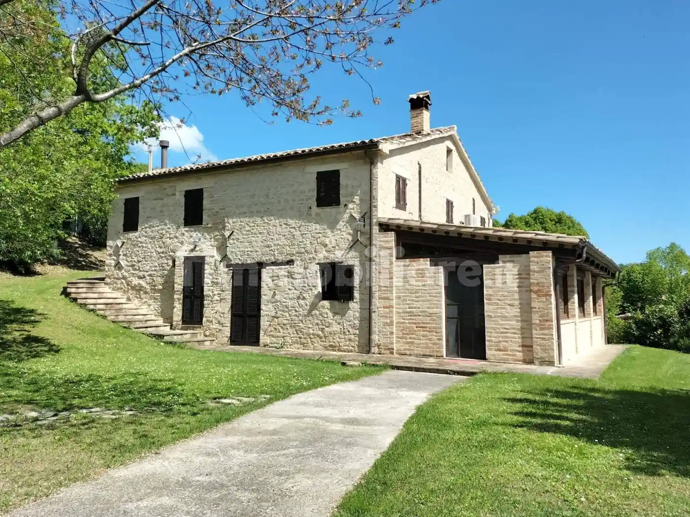 Rustico - Casale in vendita a Cupramontana
