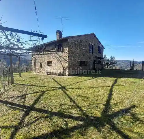 Rustico - Casale in vendita a Bettona