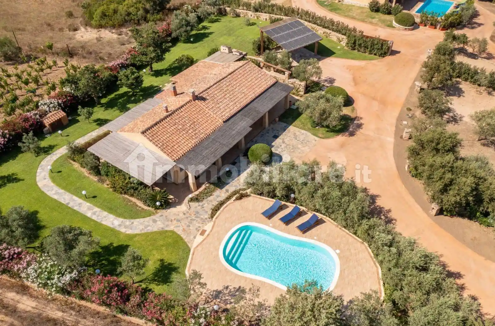 Villa in vendita a Olbia