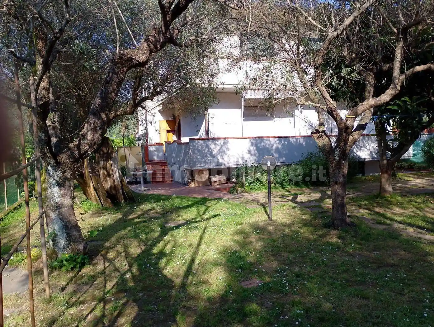 Villa in affitto a Massa