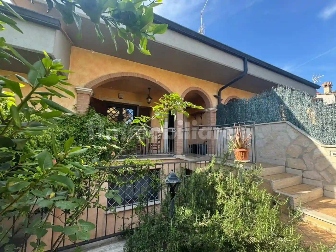 Villa - foto 2