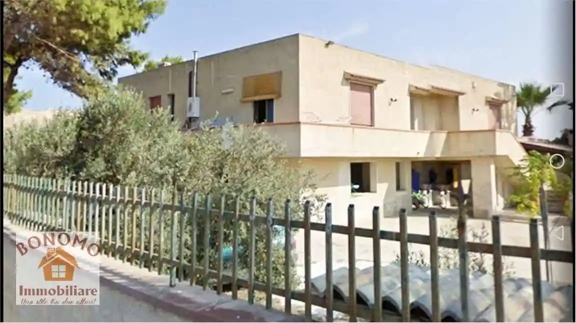 Palazzo - Edificio in vendita a Petrosino