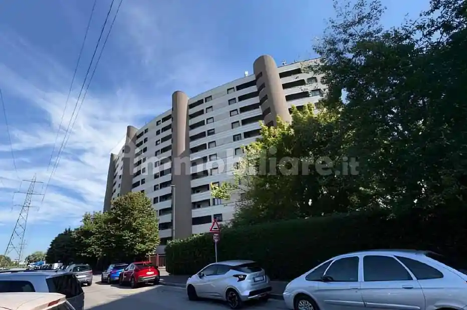 Appartamento in vendita a Cologno Monzese