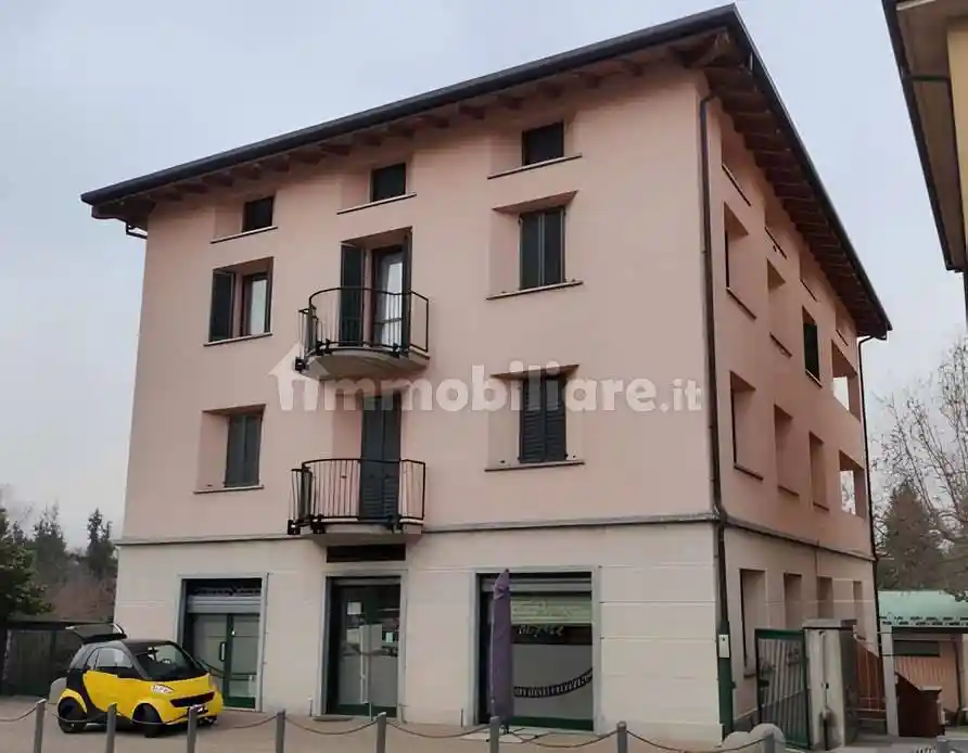 Appartamento in vendita a Merone