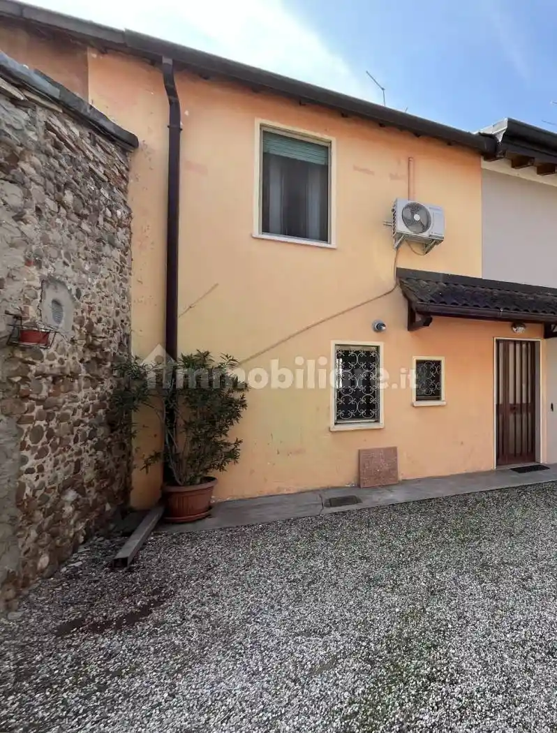 Casa indipendente in vendita a Trevenzuolo