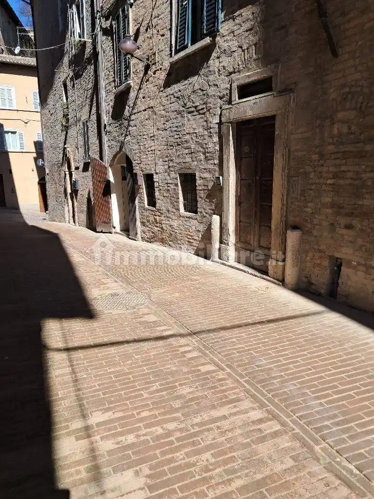 Appartamento in vendita a Urbino