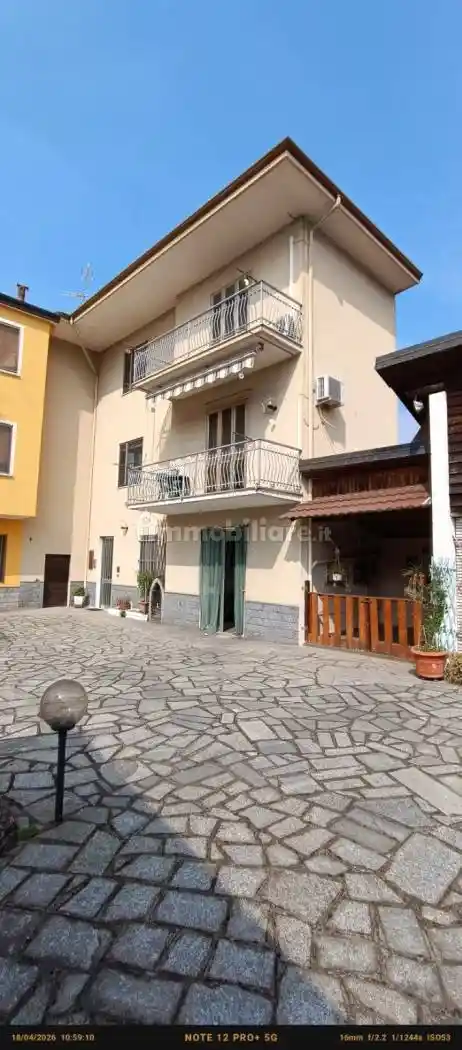 Villa in vendita a Trecate