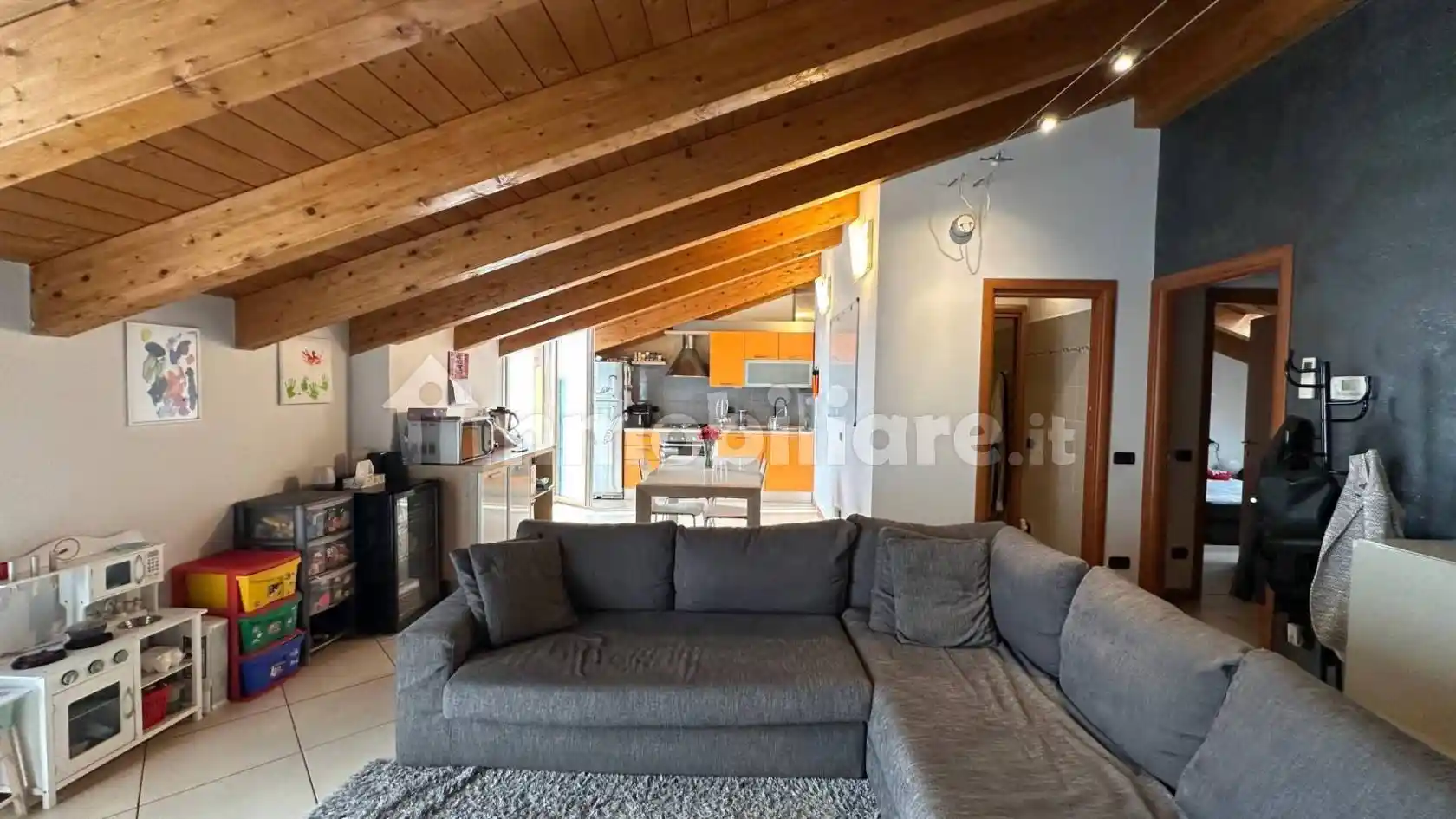 Appartamento in affitto a Mariano Comense