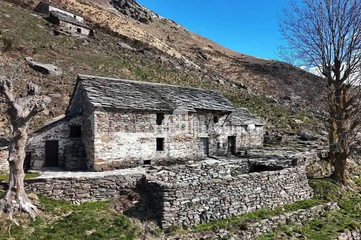 Rustico - Casale in vendita a Val di Chy