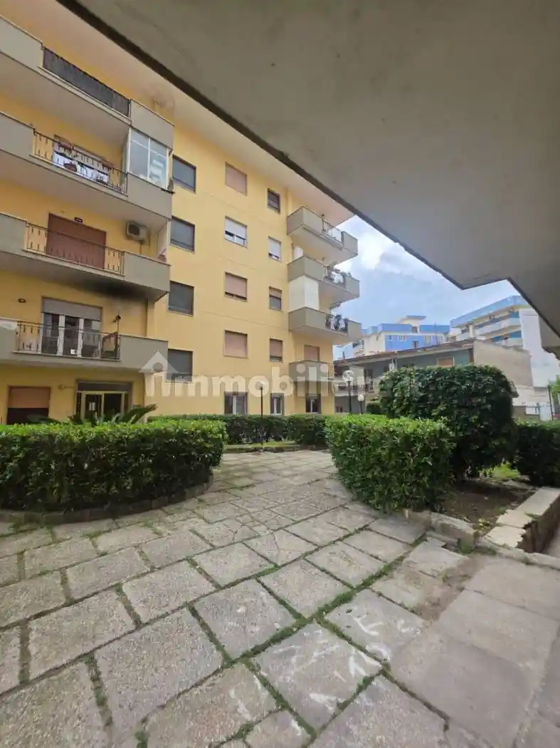 Appartamento in vendita a Mondragone