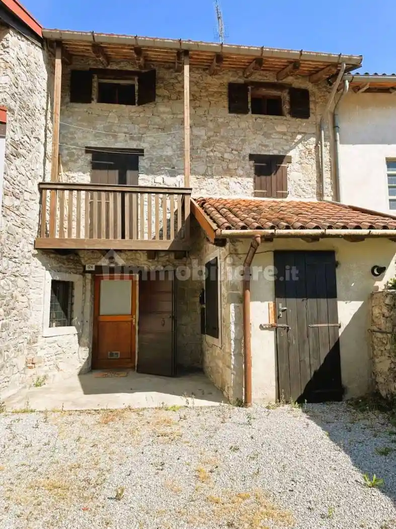 Casa indipendente in vendita a San Pietro al Natisone