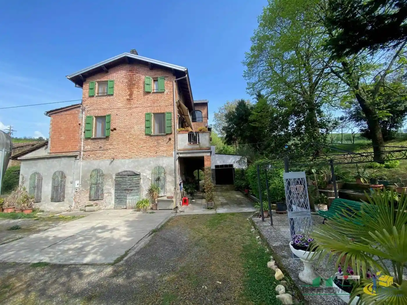 Villa in vendita a Medesano