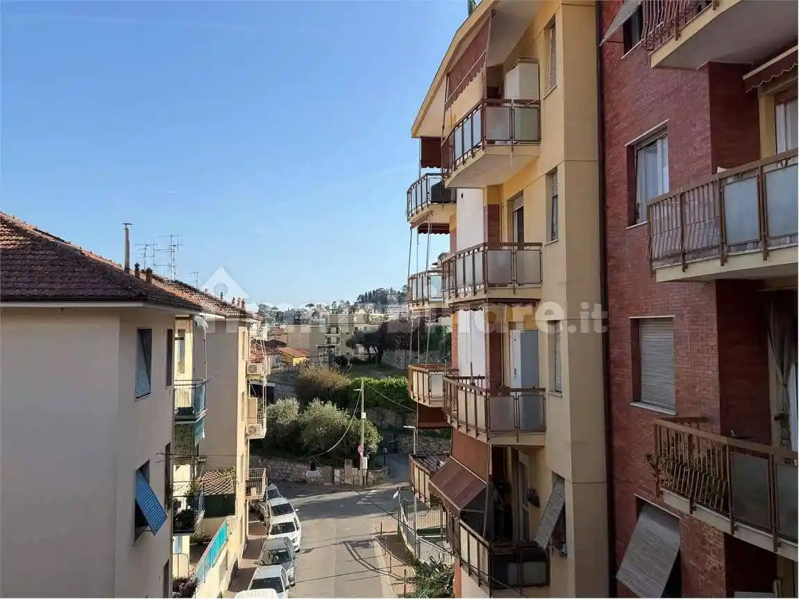 Appartamento in vendita a Rapallo