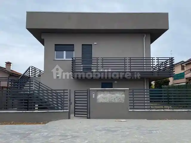 Appartamento in affitto a Vimercate