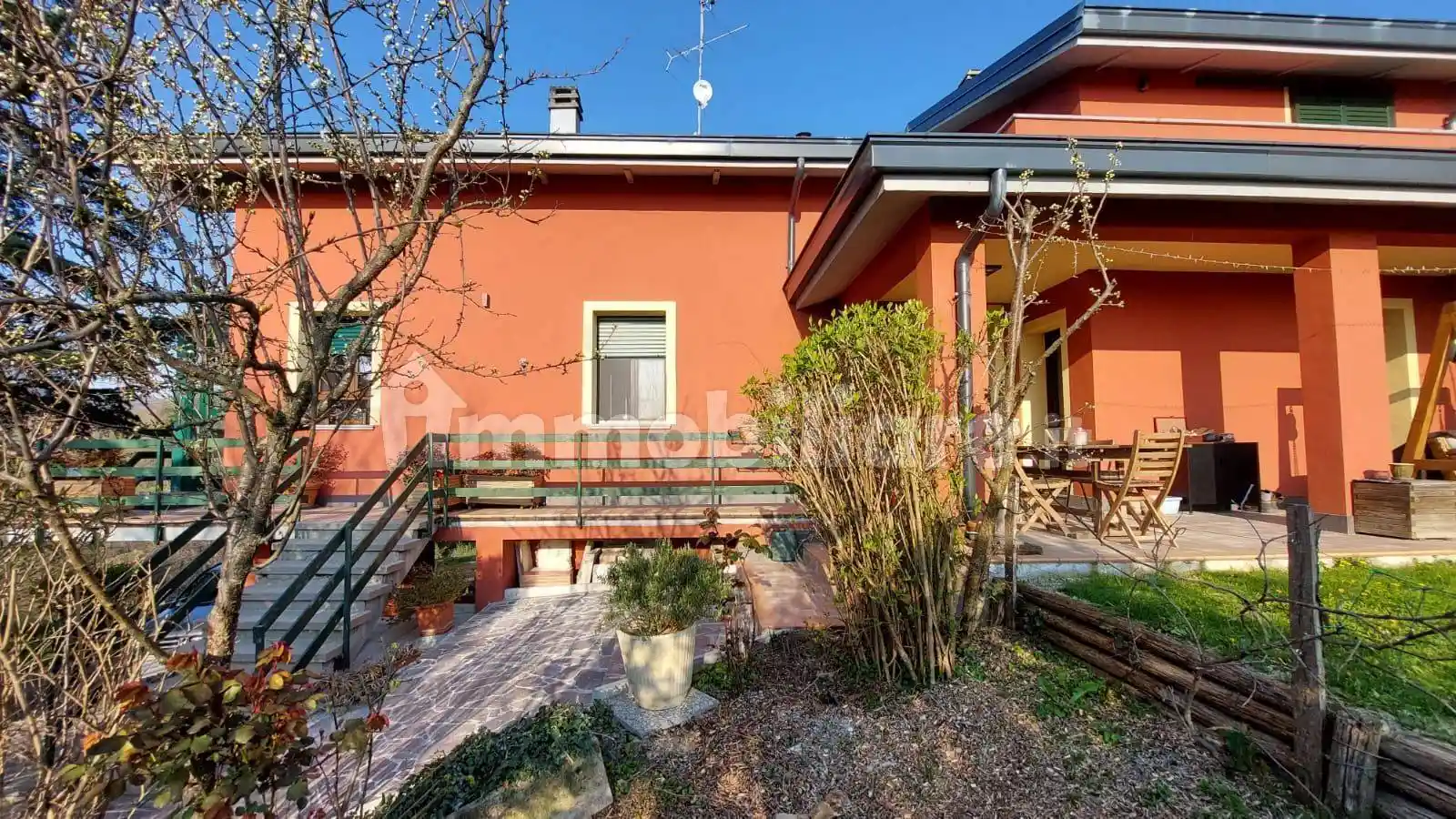 Villa in vendita a Casina