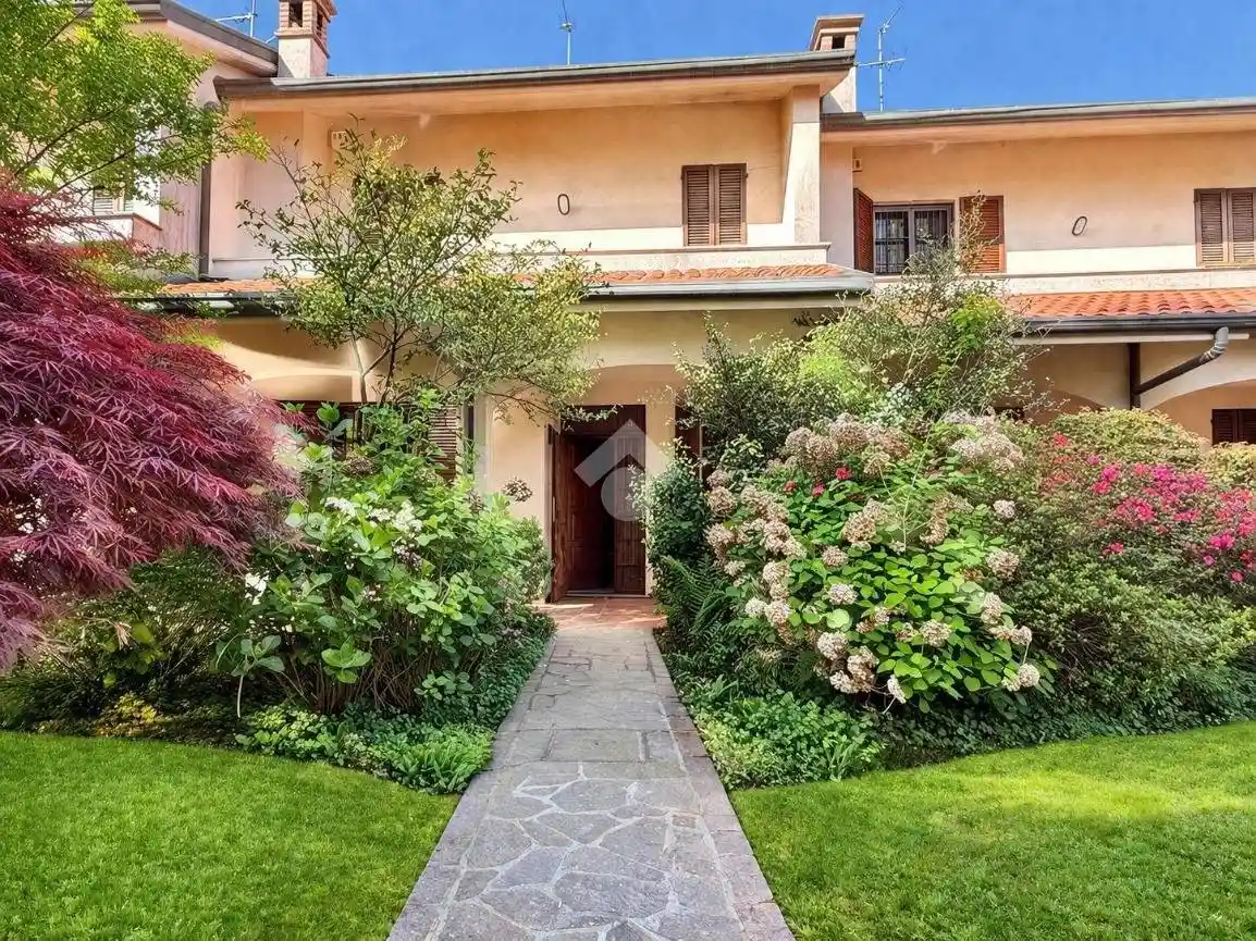 Villetta a schiera in vendita a Barlassina