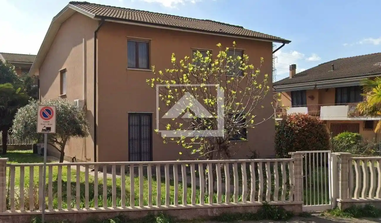 Appartamento in vendita a Peschiera Borromeo