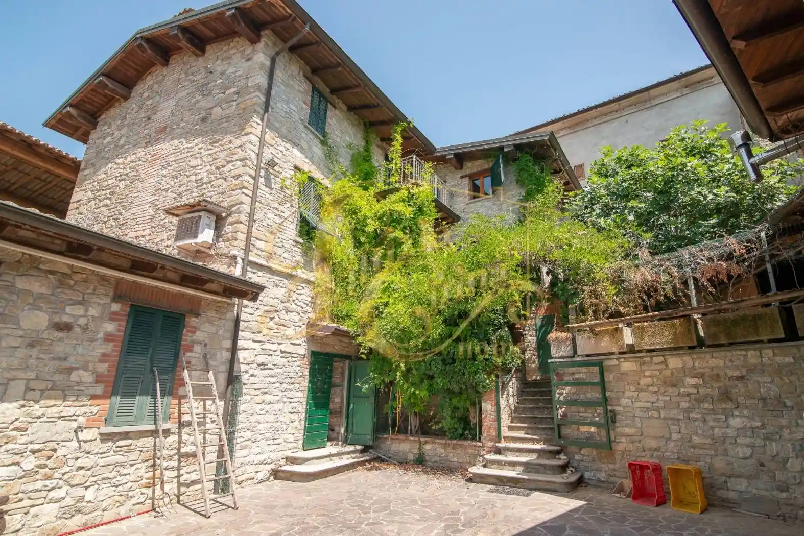 Rustico - Casale in vendita a Piozzano