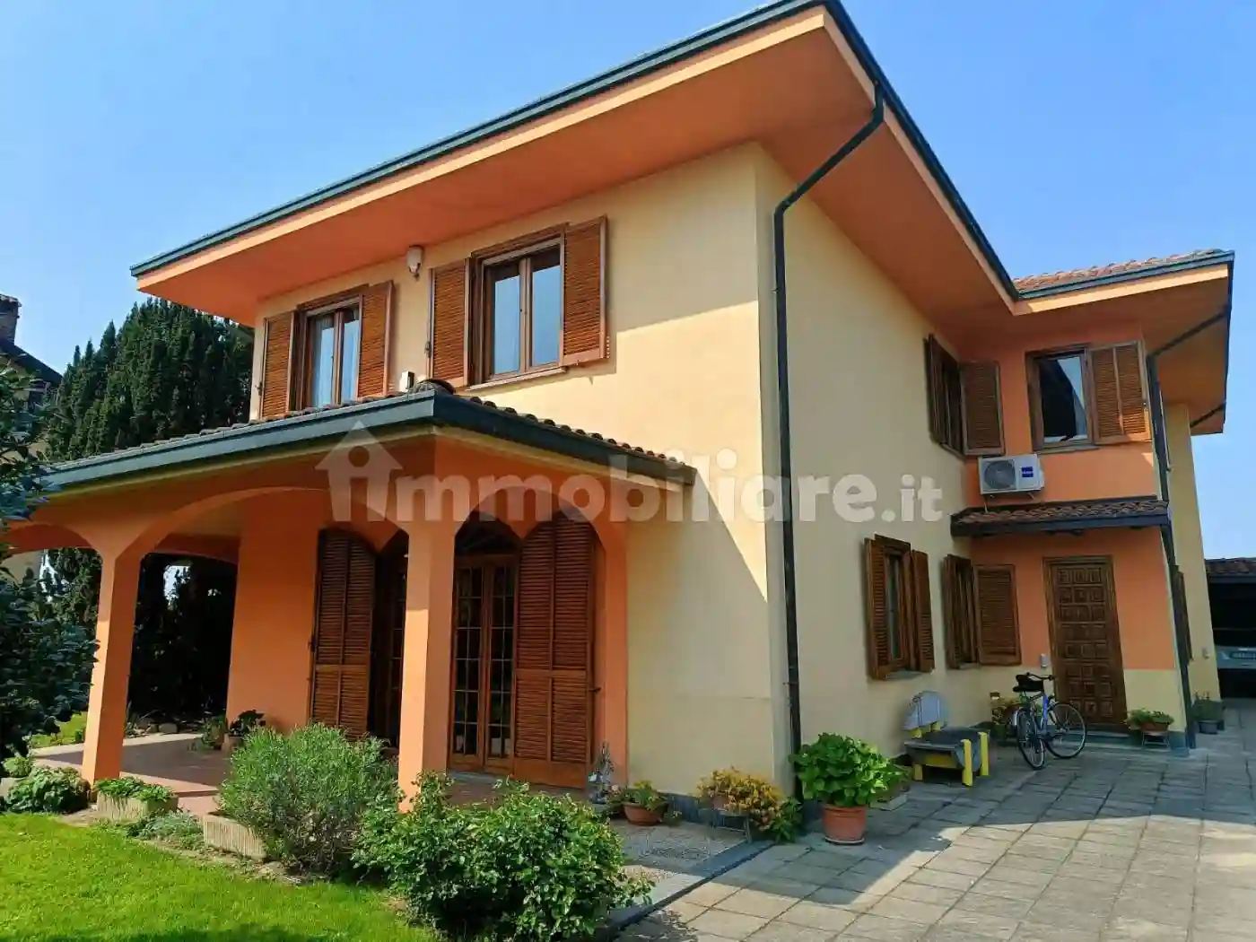 Villa - foto 2