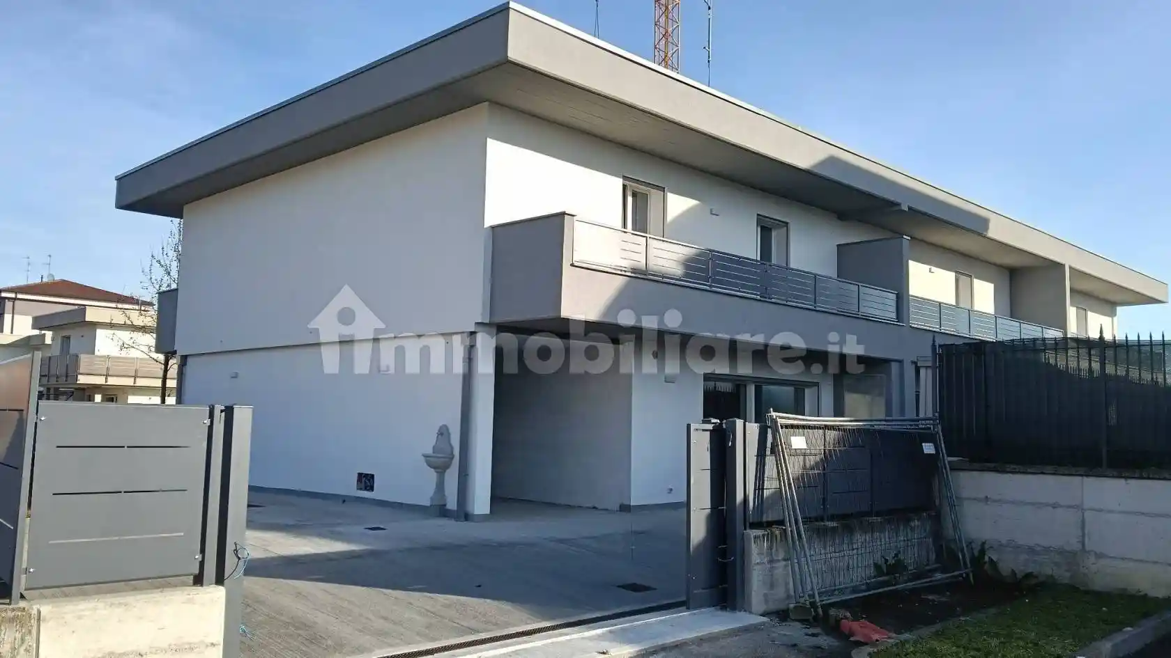 Villa in vendita a Romano di Lombardia