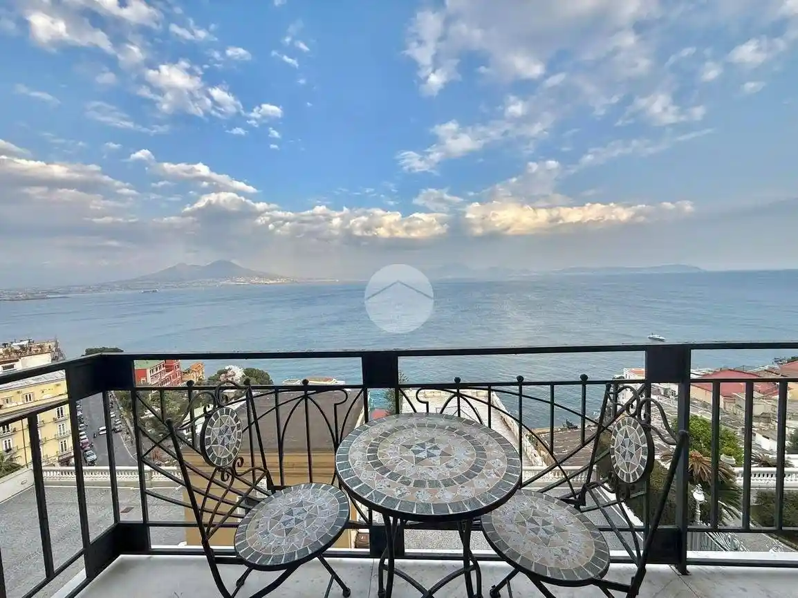 Appartamento in affitto a Napoli