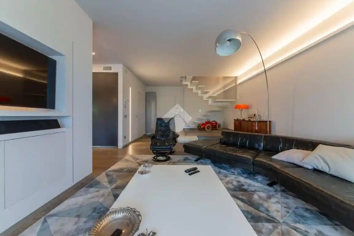 Attico - Mansarda in affitto a Arese