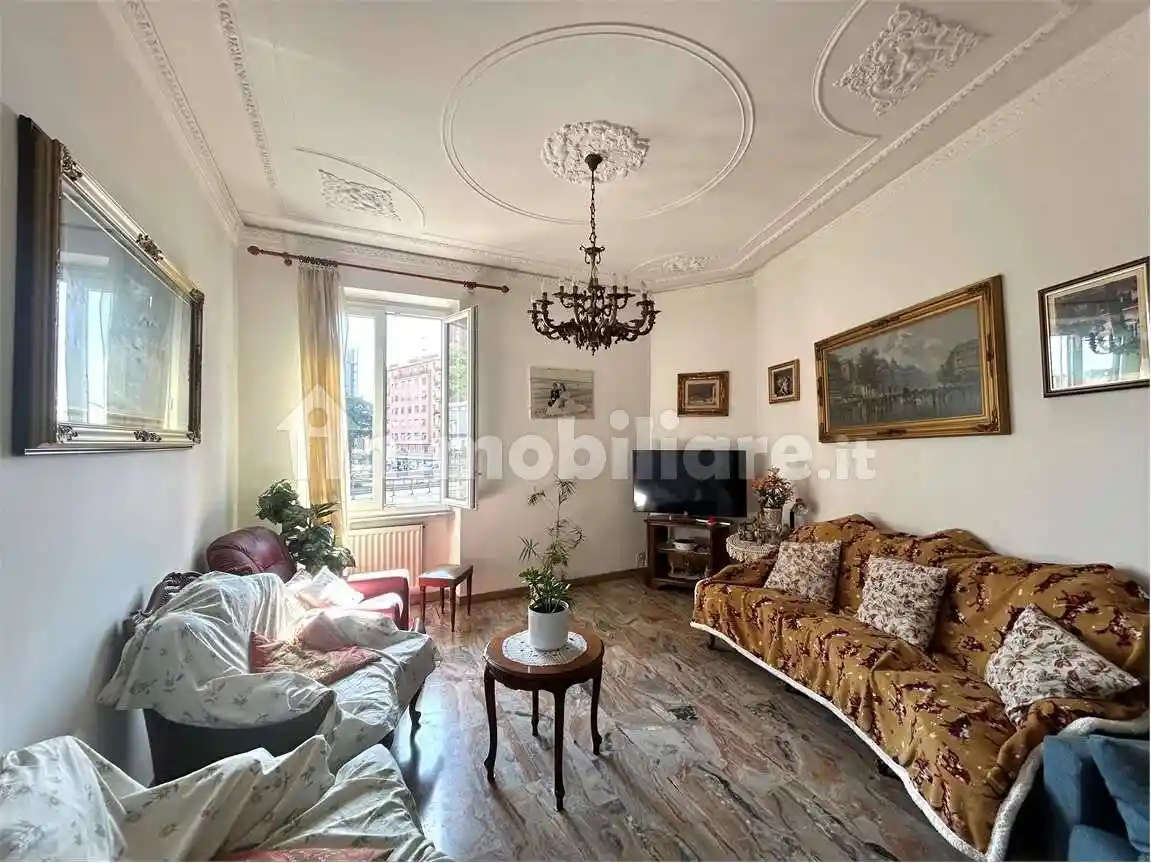 Appartamento in vendita a Genova