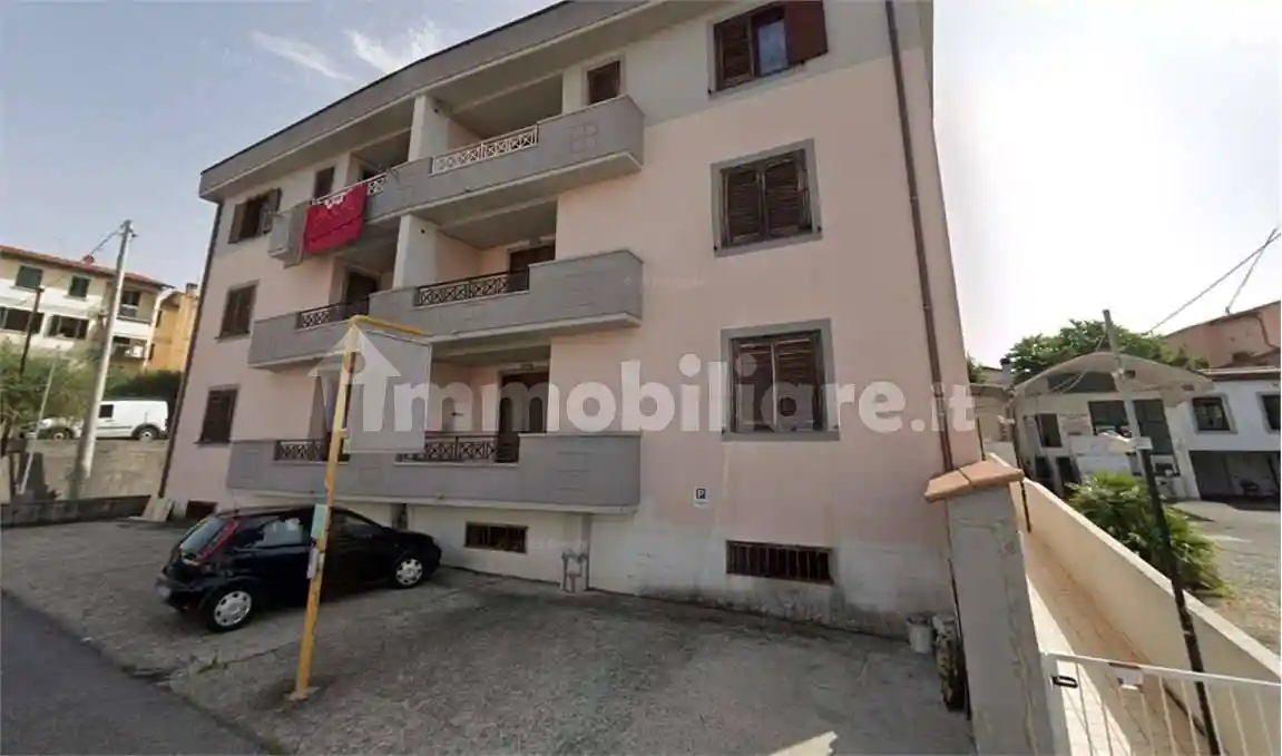 Appartamento in vendita a Pescia