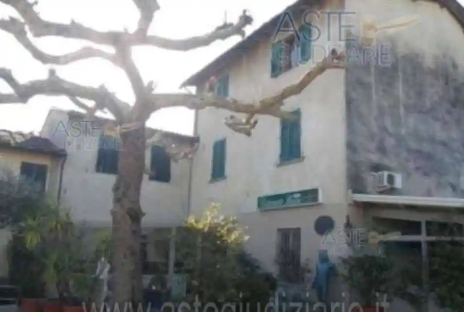 Casa indipendente in vendita a Uzzano