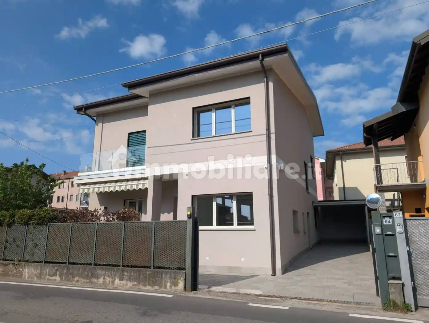 Villa in vendita a Arcisate