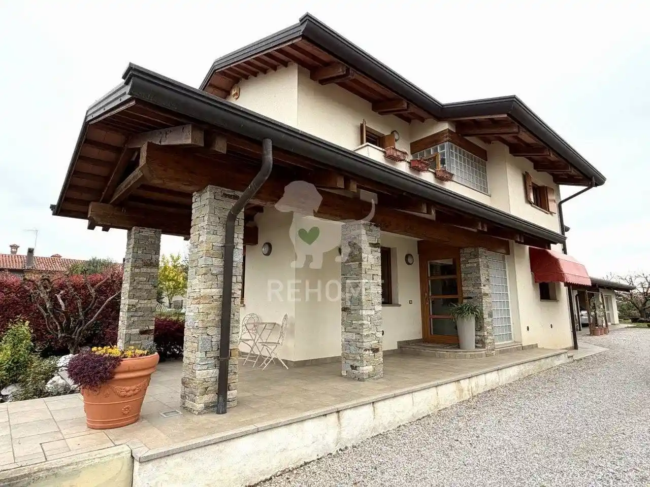 Villa in vendita a Pozzuolo del Friuli