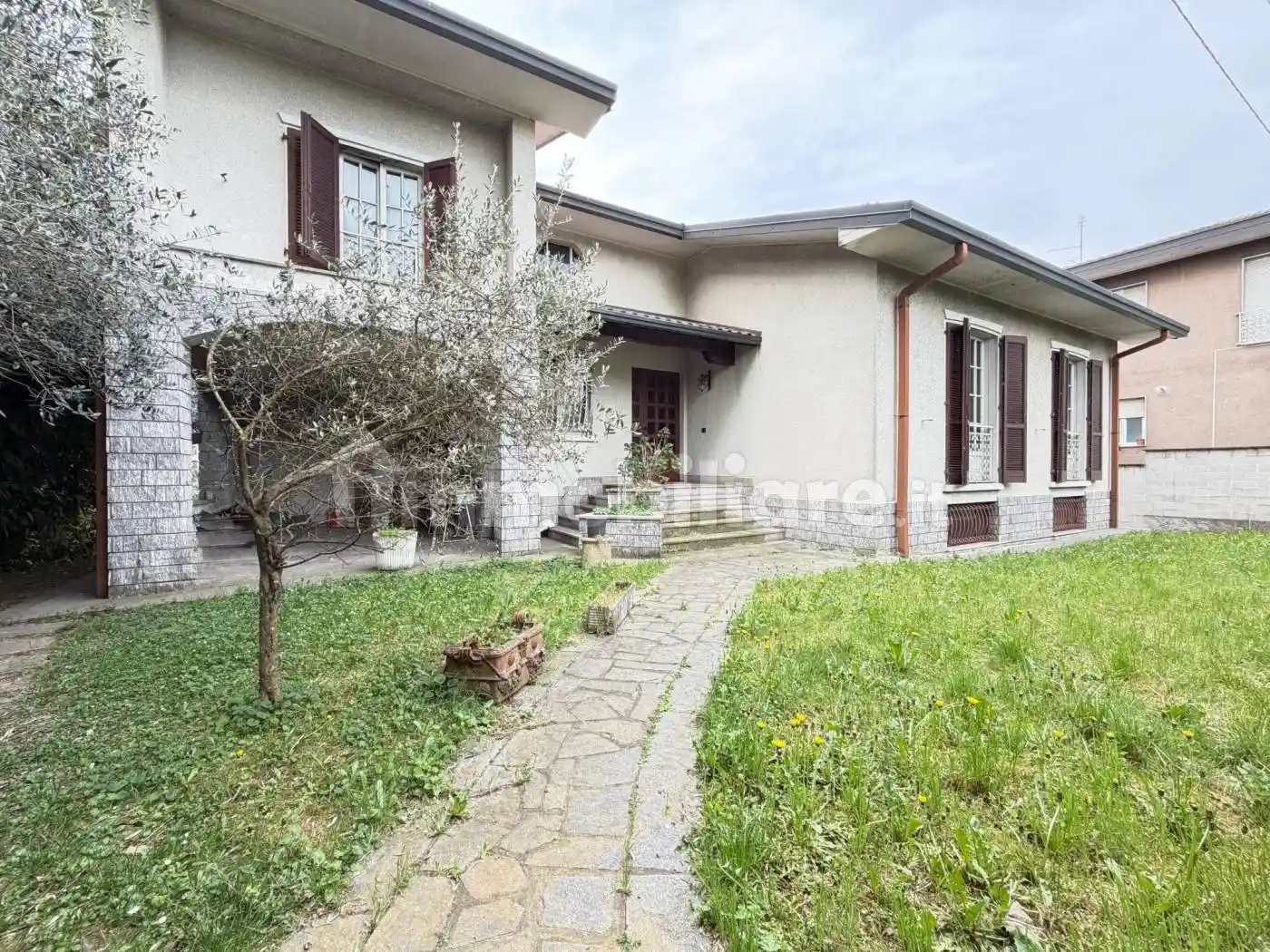 Villa in vendita a Nerviano