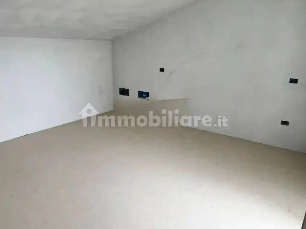 Villetta a schiera in vendita a Cascina