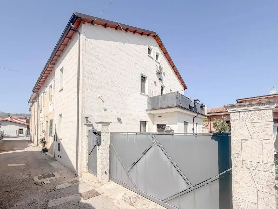Casa indipendente in vendita a Avezzano
