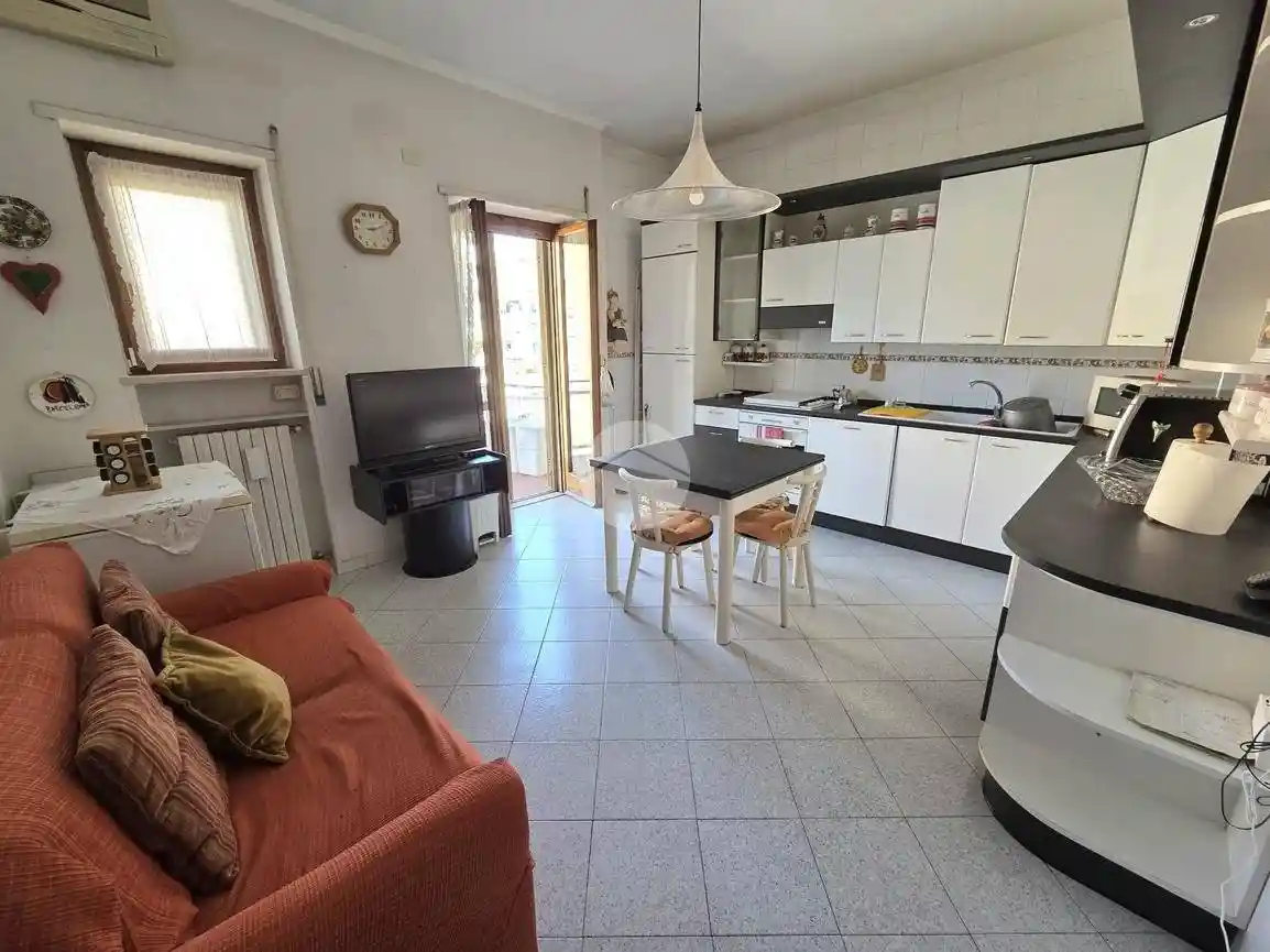 Appartamento in affitto a Napoli